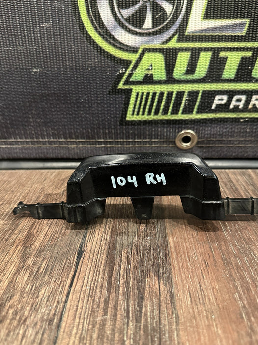 2024 FORD F350 GRILLE LEFT RIGHT TRIM PIECES OEM PC3B-8200 / PC3B-8200-D