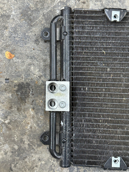 2014 AUDI R8 RIGHT PASSENGER A/C AC CONDENSER OEM 420 260 401 A