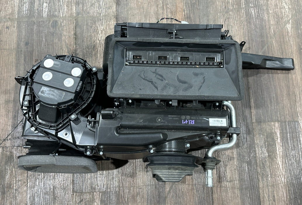 2017 AUDI R8 HVAC HEATER BLOWER HOUSING BOX OEM 4S1 820 005