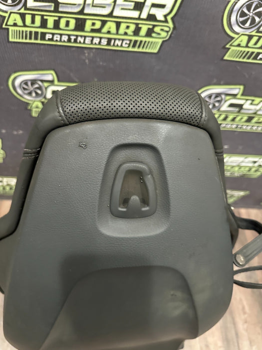 2017 2021 AUDI R8 PLUS RIGHT PASSENGER OEM GENUINE DIAMOND STITCHED ~WEAR~