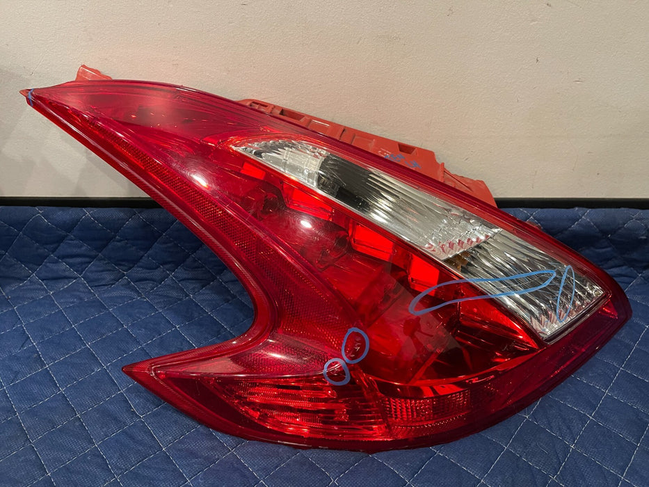2012 NISSAN 370Z CONV REAR DRIVER LEFT TAIL LIGHT OEM *MINOR SCRATCHES/SCUFFS*