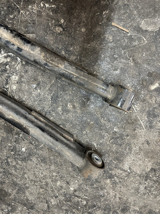 2017 RAM 3500 DIESEL 4X4 MEGA CAB LEFT DRIVER RADIUS CONTROL ARM  04877283AF