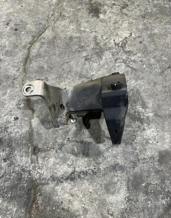 2017 NISSAN TITAN XD CUMMINS 5.0 AC A/C COMPRESSOR MOUNTING BRACKET OEM
