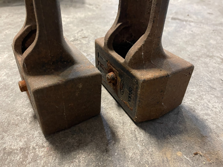 2017-2019 FORD F350 F450 SUPERDUTY REAR LEFT RIGHT SUSPENSION SPRING SPACERS OEM