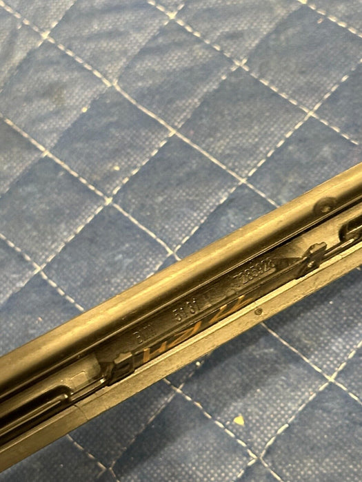 2015-2020 BMW M4 F82 RIGHT SIDE WINDSHIELD DRIP MOLDING 51 31 7 285 928