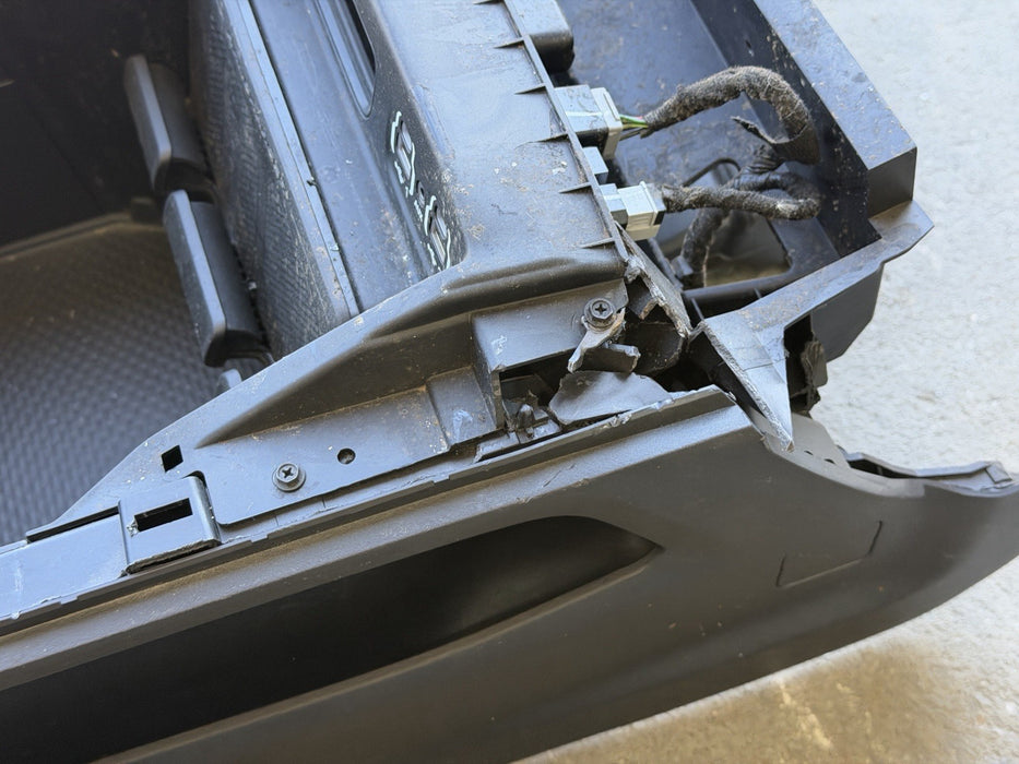 2024 RAM 3500 LARAMIE CENTER CONSOLE BLACK LEATHER *DAMAGE*