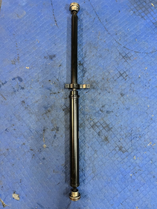 2012 AUDI R8 V8 OEM PROPELLER DRIVE SHAFT ASSEMBLY 420521101B 420 521 101 B