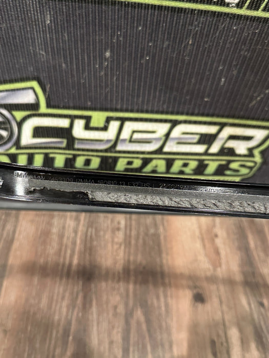 2020 BMW M4 F82 FRONT LEFT EXTERIOR B PILLAR DOOR GLASS TRIM FINISHER OEM *READ*