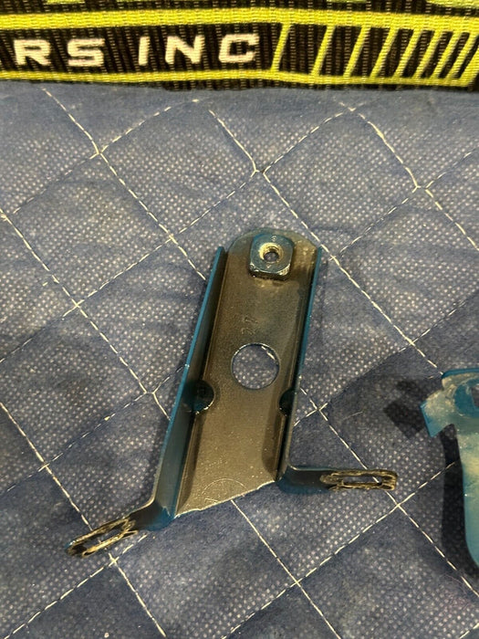 2015-2020 BMW M4 F82 FRONT LEFT FENDER MOUNTING BRACKETS (3) 41 35 8 055 703