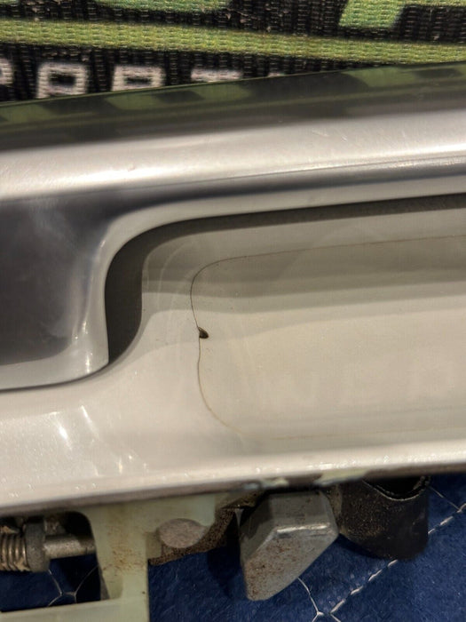 2017-2019 FORD F250 F350 F450 REAR LEFT STAR WHITE DOOR HANDLE OEM