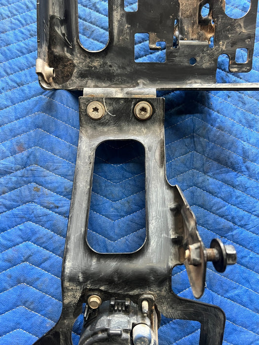 2016 NISSAN TITAN XD INNER FRONT LEFT DRIVER BUMPER BRACKET W/ FOGLIGHT OEM