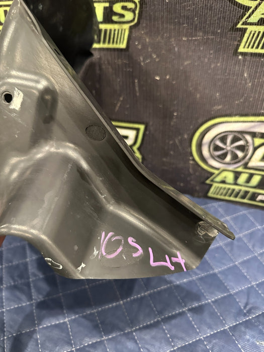 2021 AUDI R8 FRONT LEFT DRIVER AIR DUCT PANEL OEM 4S0 121 705 4S0121705