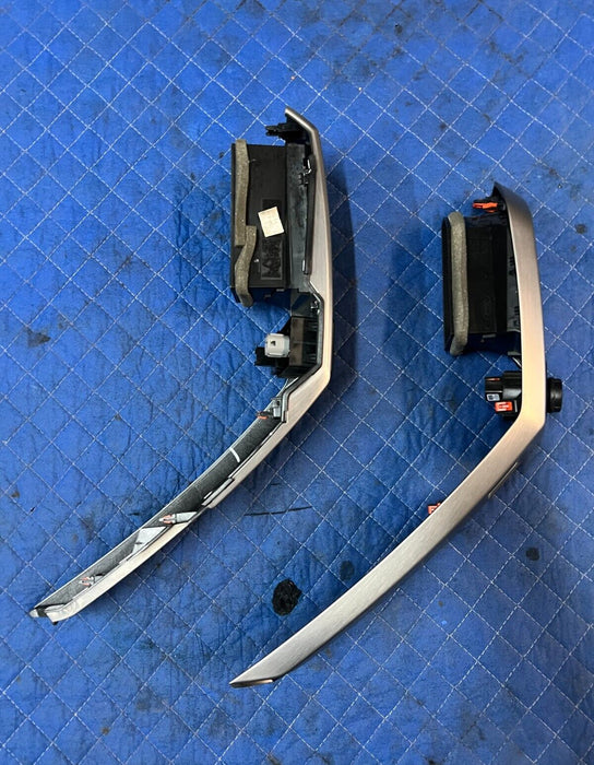 20-22 FORD F250 F350 F450 PLATINUM DASH AIR VENTS (3) OEM ~READ/LH AIRVENT SOLD*