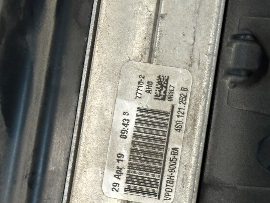 2017 AUDI R8 V10 FRONT RIGHT RADIATOR A/C CONDENSER 4S0 816 411 4S0 121 252 B