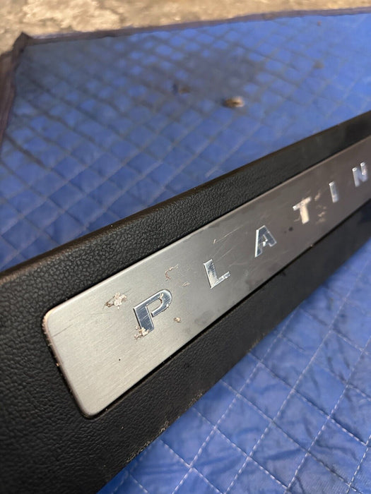 2017-2019 FORD F250 F350 PLATINUM FRONT RIGHT KICKPLATE TRIM OEM ~READ~