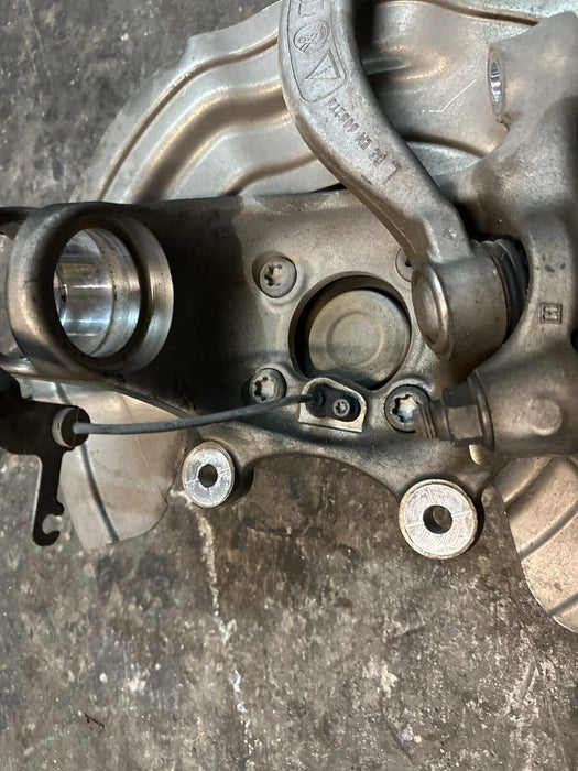 2020 BMW M4 HERITAGE EDITION F82 OEM FRONT LEFT SPINDLE KNUCKLE SUSPENSION