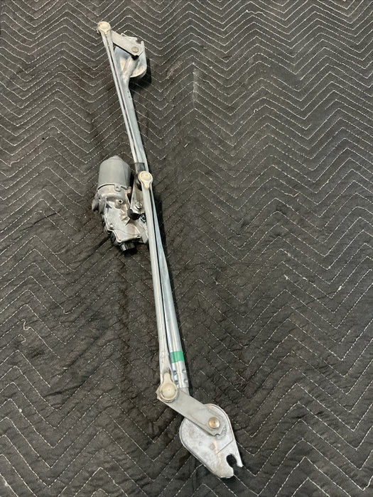 2015 DODGE CHALLENGER HELLCAT SRT WINDSHIELD WIPER MOTOR OEM