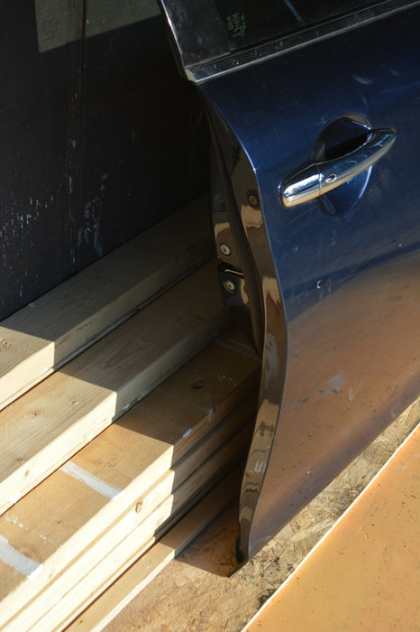 2015-2019 INFINITI Q70 FRONT RIGHT DOOR SHELL ASSEMBLY COMPLETE OEM