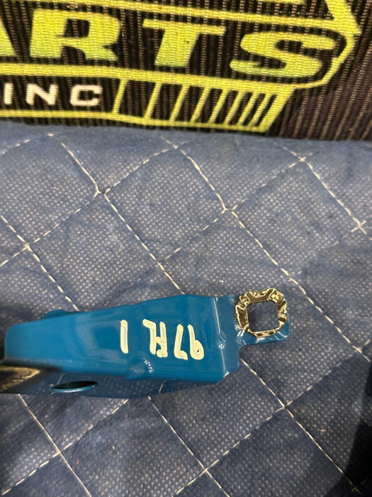 2015-2020 BMW M4 F82 FRONT LEFT FENDER MOUNTING BRACKETS (3) 41 35 8 055 703