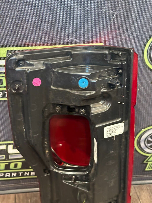 2020 2021 2022 FORD F250 F350 F450 PASSENGER PLATINUM LARIAT LED TAIL LIGHT OEM