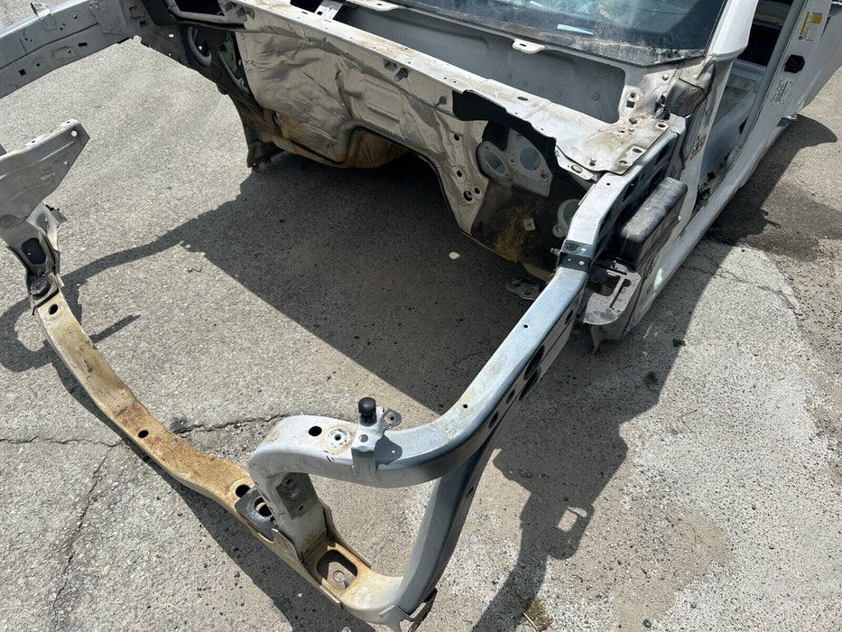 2017-2022 FORD F250 F350 F450 PLATINUM CREW CAB 4 DOOR CAB SHELL METALLIC WHITE