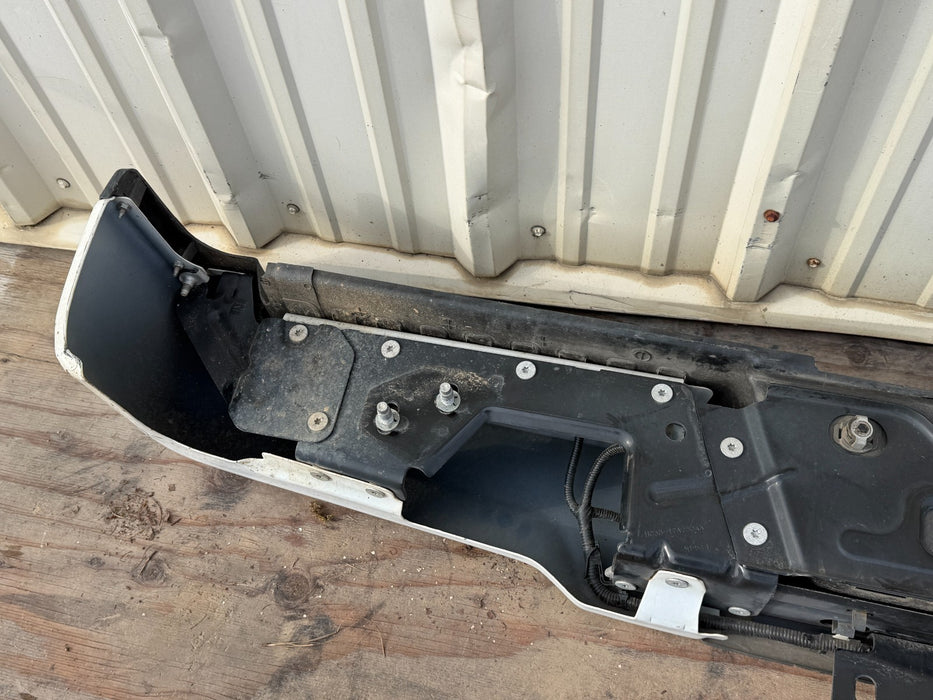 2020 2021 2022 FORD F250 F350 F450 REAR BUMPER STAR WHITE (AZ) OEM COMPLETE