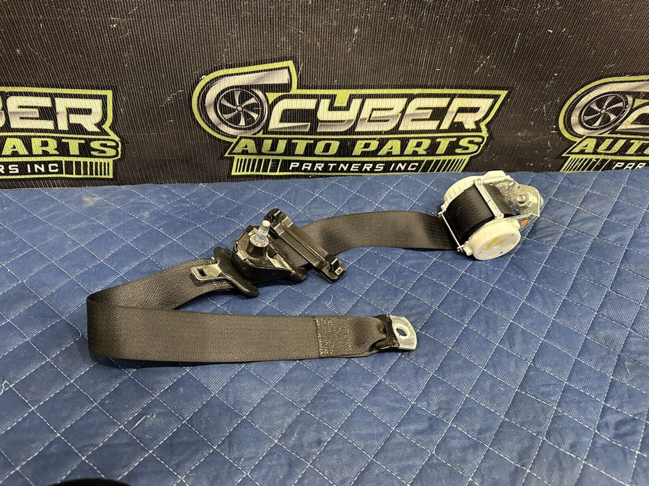 2017 RAM 2500 3500 LIMITED MEGA CAB REAR LEFT & RIGHT OUTER SEATBELT OEM 2018