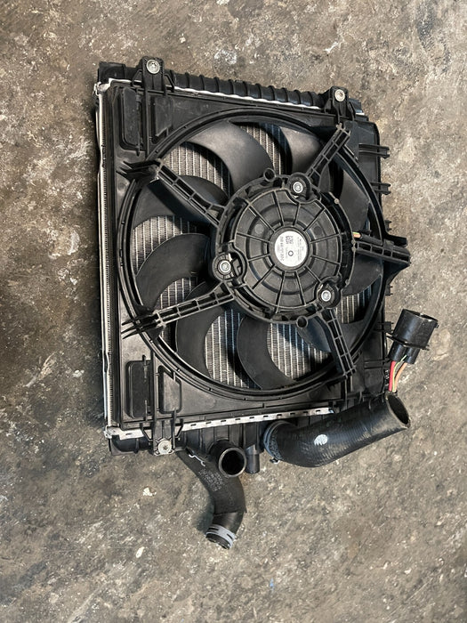 2017 AUDI R8 V10 FRONT RIGHT RADIATOR A/C CONDENSER 4S0816411 4S0121252B ~BENT~