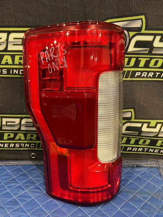 2017-2019 FORD F250 F350 F450 LEFT LED TAIL LIGHT OEM *FOR PARTS USE ONLY!!*