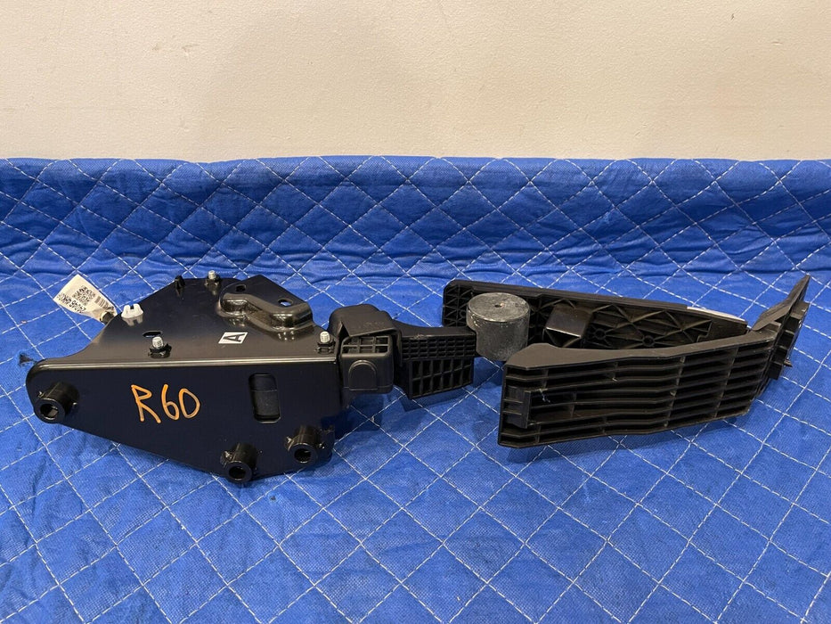 2017 INFINITI Q50 RED SPORT ACCELERATOR PEDAL/ GAS PEDAL OEM