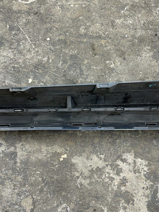 2021 AUDI R8 KEMORA GREY LEFT DRIVER CARBON FIBER SIDE SKIRT  *BURN DAMGE*