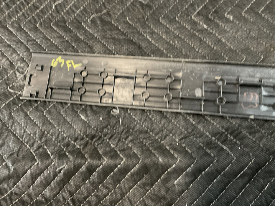 2016-2019 NISSAN TITAN FRONT LEFT KICK PLATE DOOR SILL OEM