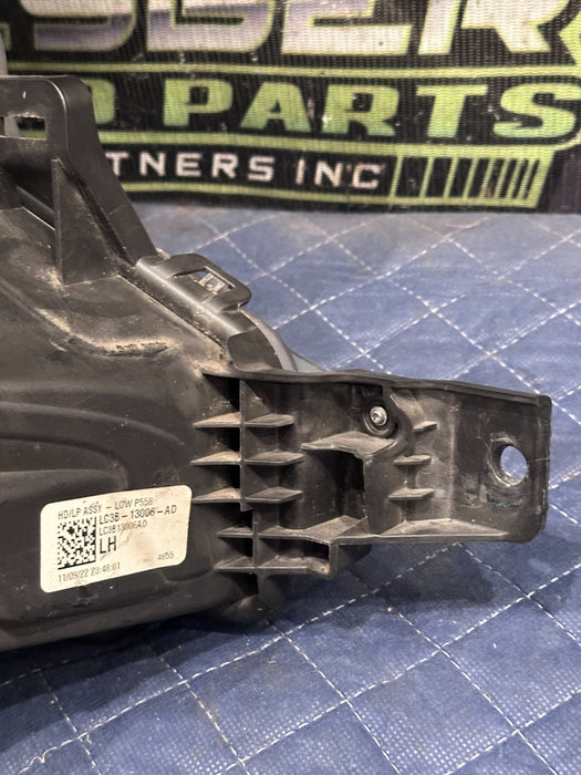 2020 2021 2022 FORD F250 F350 F450 LEFT DRIVER SIDE HALOGEN HEADLIGHT OEM