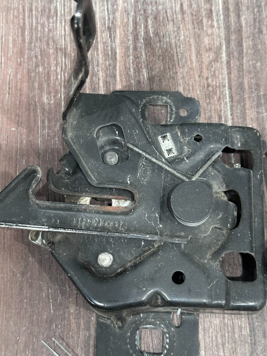 2017-19 FORD F250 F350 F450 FRONT HOOD LATCH RELEASE OEM