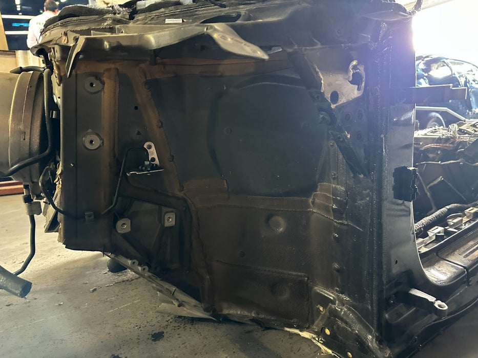 2017-2023 AUDI R8 DRIVER FLOOR PAN B PILLAR ROOF PILLAR SECTION CARBON *DAMAGE*