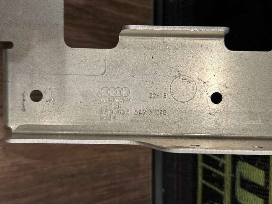 2017-18 AUDI R8 MODULE HOLDER BRACKET OEM 4S0 035 547 A