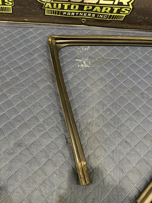2019 FORD F150 3.5L RAPTOR REAR RIGHT DOOR WEATHERSTRIP OEM FL34-1625766