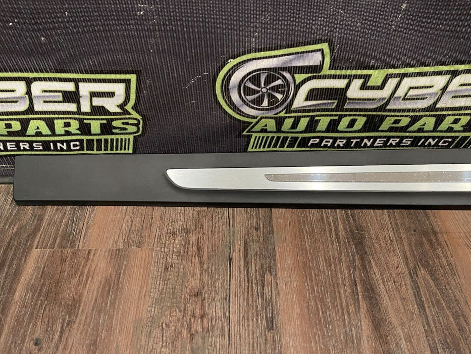 2017 AUDI R8 V10 LEFT RIGHT ILLUMINATED KICK SILL PLATES PAIR OEM 4S0 853 372