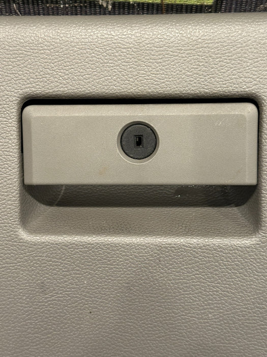 2020 2021 2022 FORD F250 F350 F450 XLT GLOVE BOX COMPARTMENT OEM