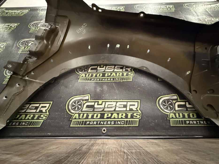 2017-2022 FORD F450 DUALLY LEFT FENDER OEM SILVER SPRUCE - BN *DAMAGE* (LOCAL PU