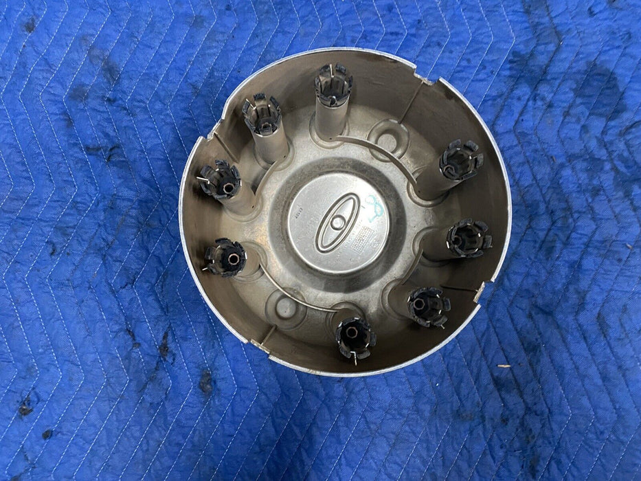 2017 2018 2019 FORD F350 F450 REAR DUALLY WHEEL CHROME CENTER CAP OEM