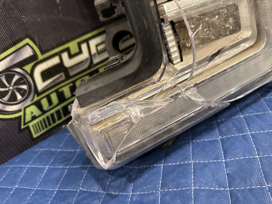 2017-2019 FORD F250 F350 F450 DRIVER LEFT LED HEADLIGHT OEM ~DAMAGE CRACKED~