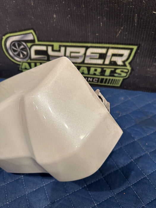 2017-2019 FORD F250 F350 F450 LEFT CAB CORNER METALLIC WHITE (UG) OEM {READ}