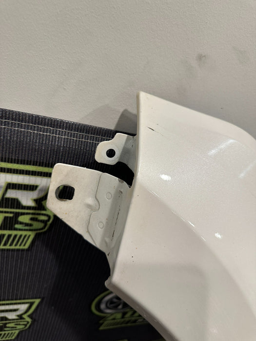 2017 2019 FORD F250 F350 FRONT LEFT FENDER OEM METALLIC WHITE (UG) *READ*