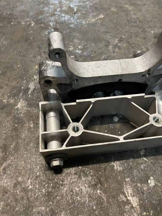 2021 AUDI R8 PLUS TRANSMISSION MOUNT ~BUSHING DAMAGE~ 4S0 813 857 B 4S0.813.857B