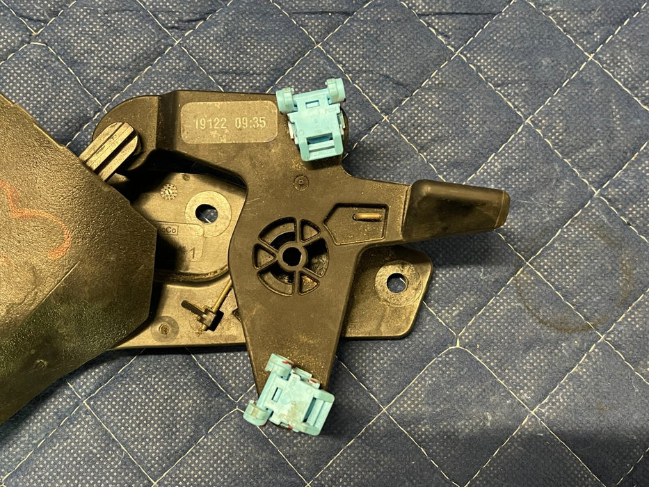 2020 FORD F250 F350 POWERED TAILGATE LOCK ACTUATOR OEM