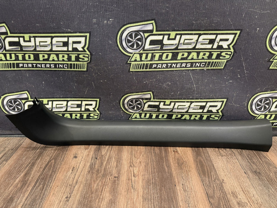 2021 AUDI R8 PASSENGER RIGHT LOWER A PILLAR TRIM PANEL OEM *WEAR #7*