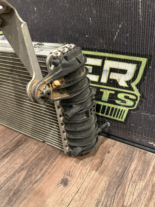 2017 AUDI R8 REAR RIGHT AUXILIARY RADIATOR OEM 4S0.121.212