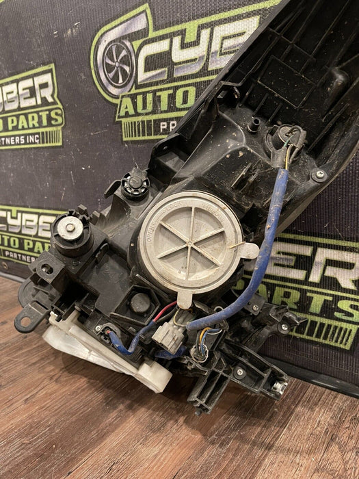 2018 NISSAN 370Z NISMO FRONT RIGHT BLACK HOUSING HEADLIGHT OEM SLIGHT SUN DAMAGE