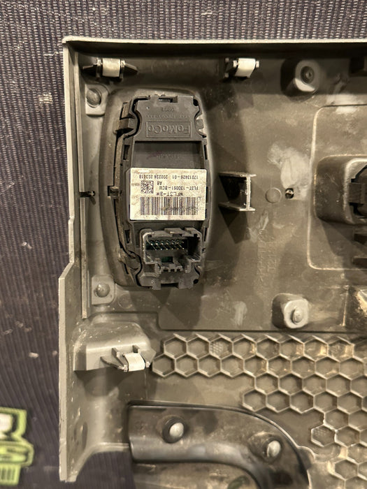 2020 FORD F350 XLT DRIVER SIDE LOWER DASH KNEE PANEL COLUMN TRIM OEM